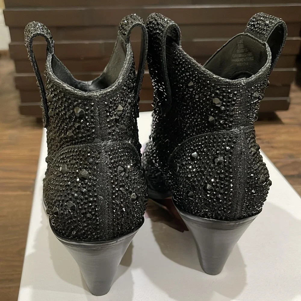 Jessica Simpson  Zadie Bootie Size 5.5